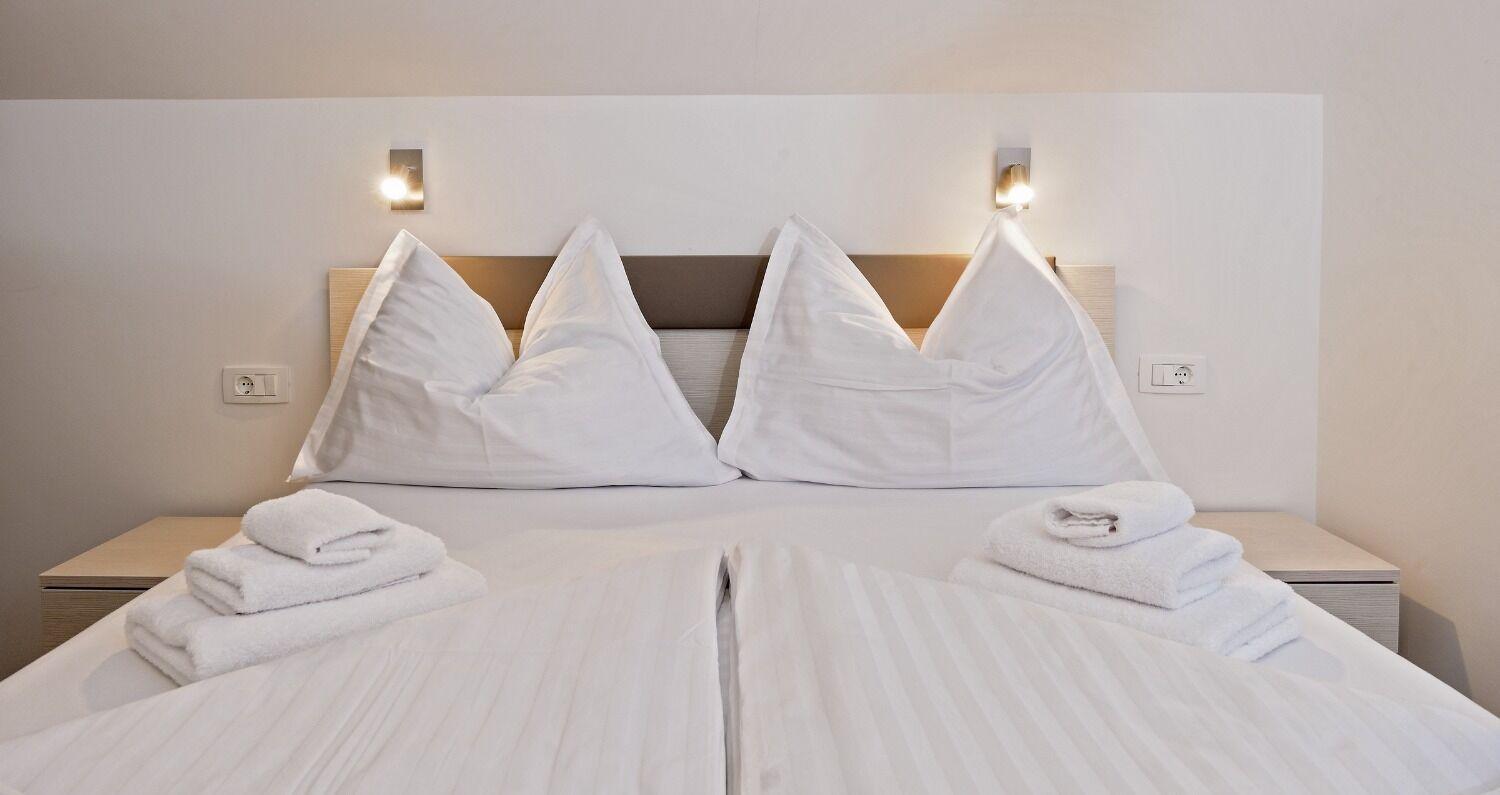 Apartments Bisernica-With Pool Ražanj Εξωτερικό φωτογραφία