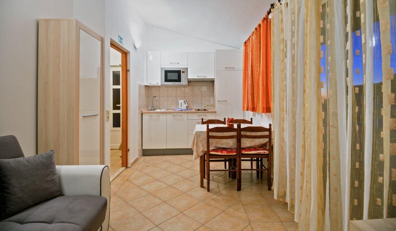 Apartments Bisernica-With Pool Ražanj Εξωτερικό φωτογραφία