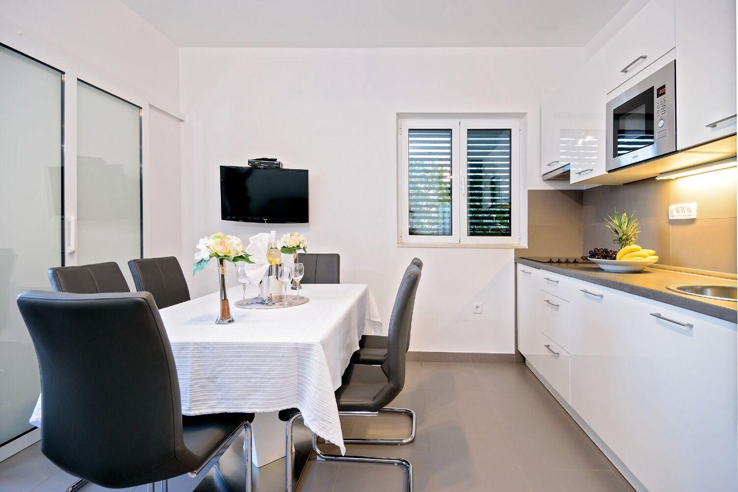 Apartments Bisernica-With Pool Ražanj Εξωτερικό φωτογραφία